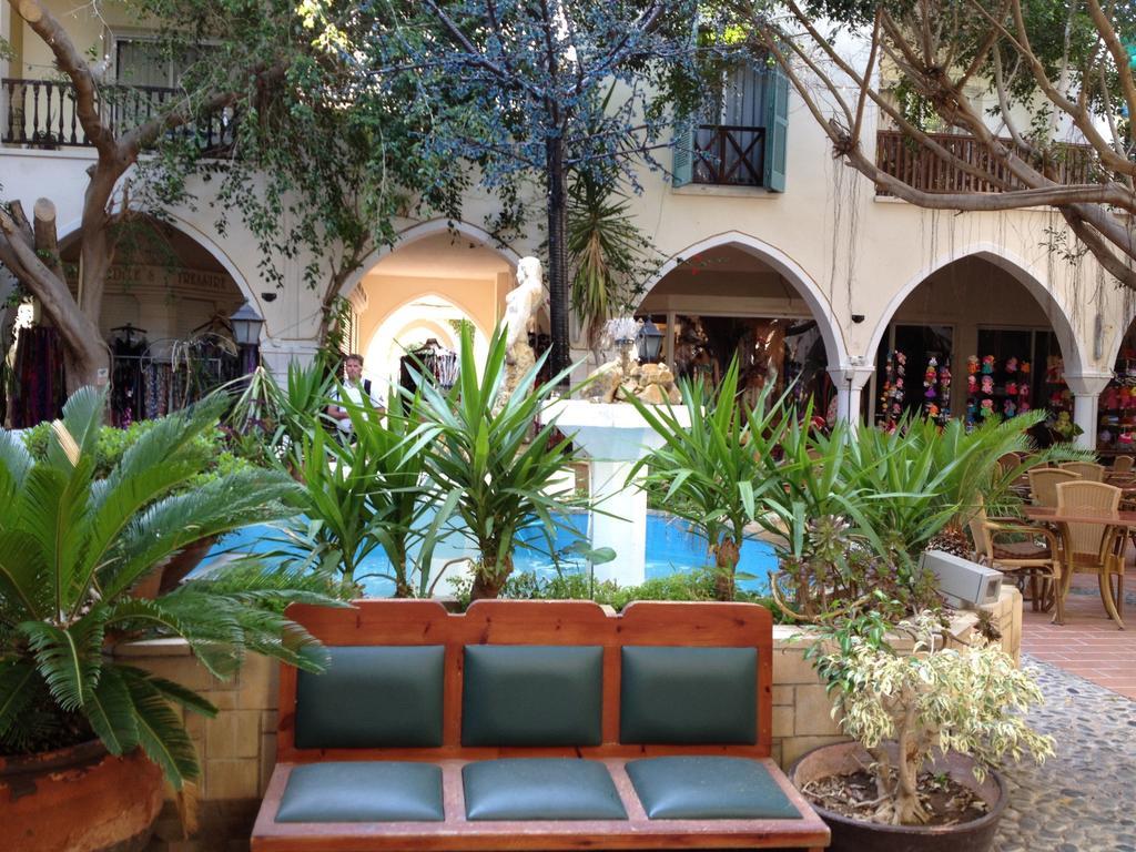 Ferienwohnung Limnaria Westpark Paphos Zimmer foto